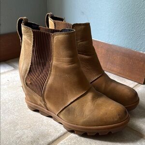 Sorel Brown Ankle Boots with Elastic Panels